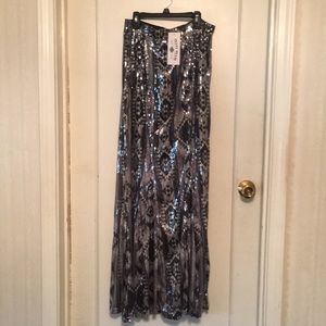 NWT Adorable Aztec Crazy Train Sequins Skirt